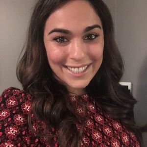 Meet your Posher, Julia